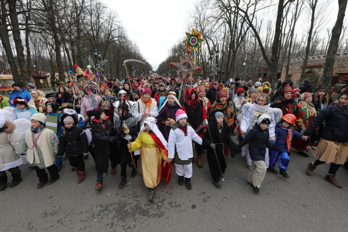Мариупольцы на Рождество примут участие во всеукраинском фестивале