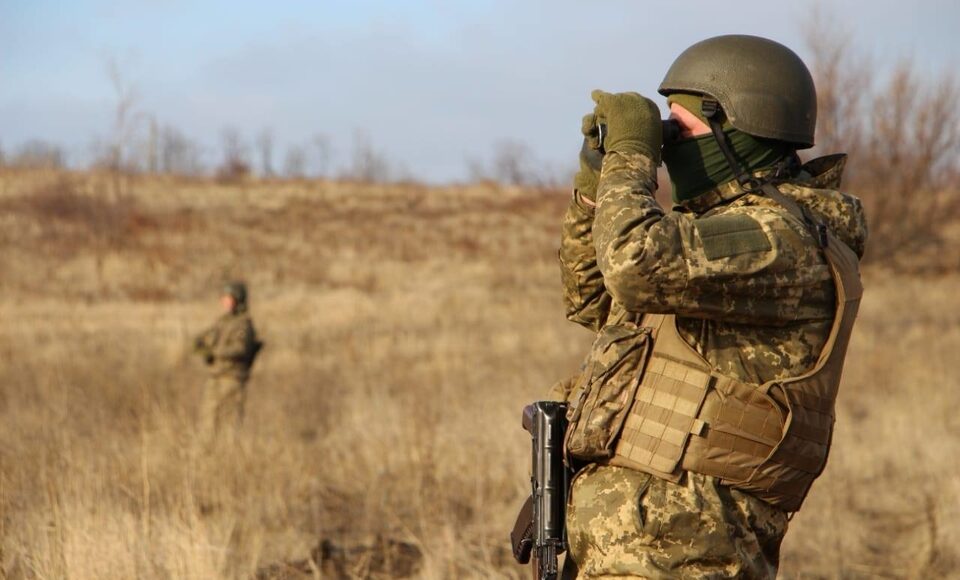 Оккупанты 8 раз обстреляли позиции ВСУ на Донбассе