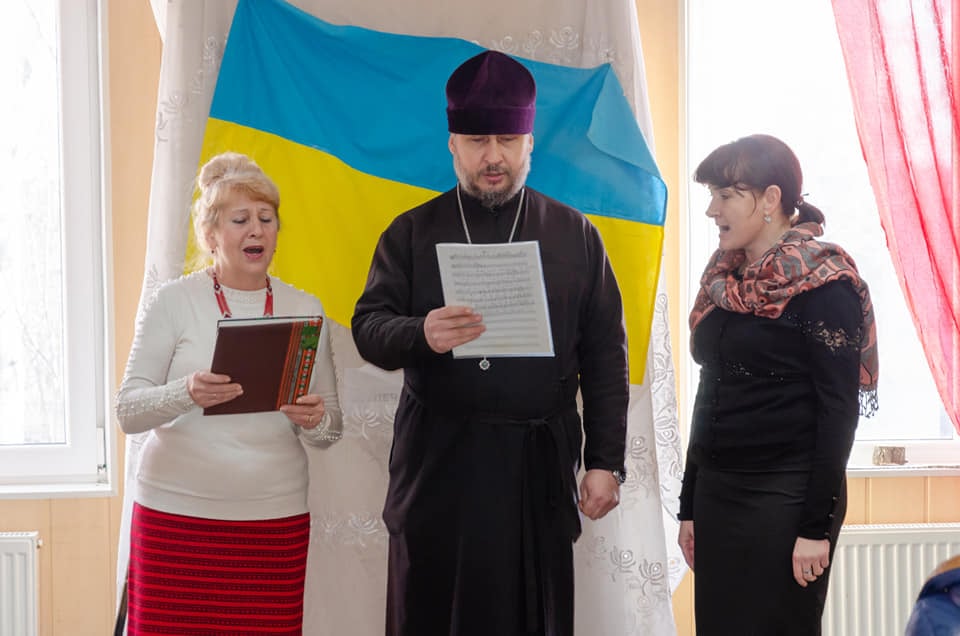 Безкоштовні курси української мови: як вдосконалюють солов’їну на Донбасі