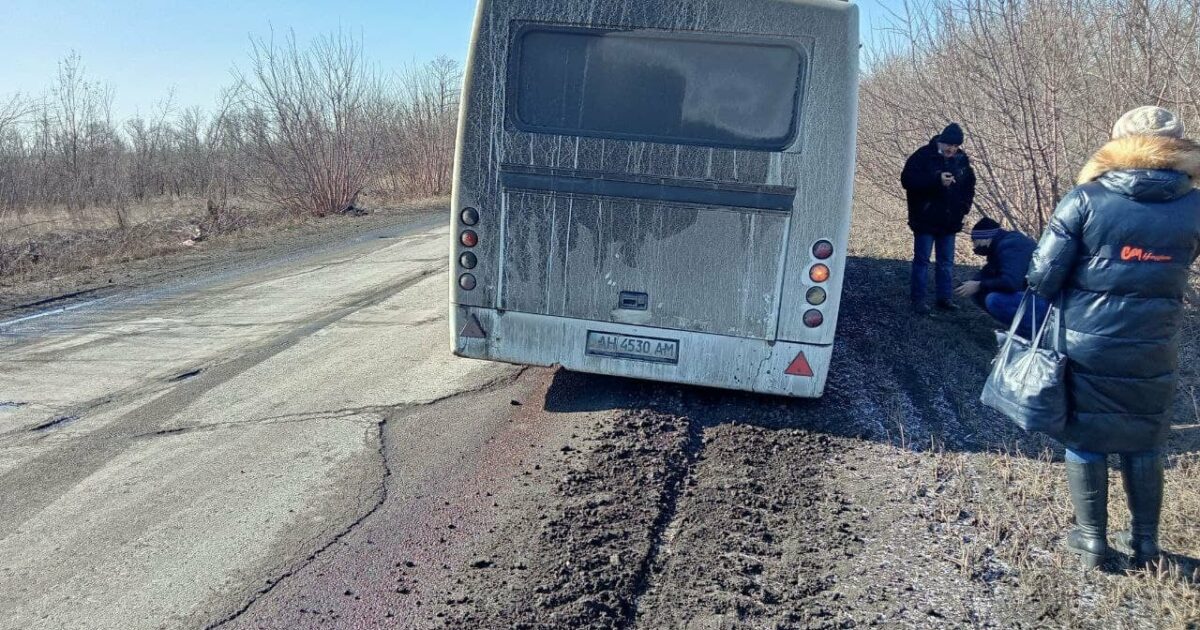 У автобуса выпал двигатель