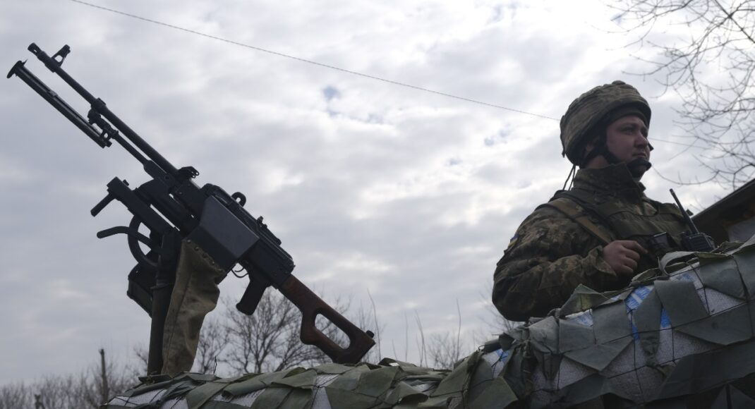 На Донбассе боевики НВФ нарушают режим "тишины", за неделю 66 раз обстреляли украинских военных