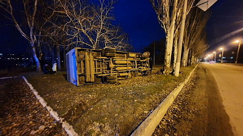 У Дружківці перекинувся автобус з пасажирами, постраждали 4 людини: відео