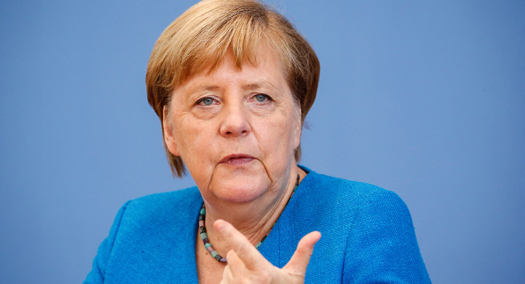 Меркель застерігає Кремль від агресії проти України