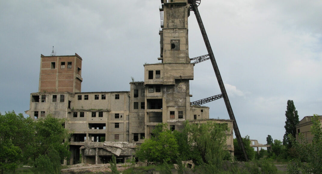 На оккупированном Донбассе радиация достигла горизонтов питьевой воды, — Резников
