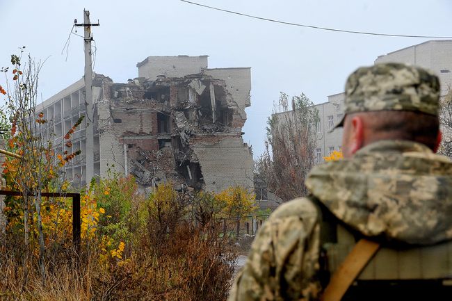У ТКГ заявили, що порушення режиму "тиші" на Донбасі за час перемир'я скоротилися майже у три рази
