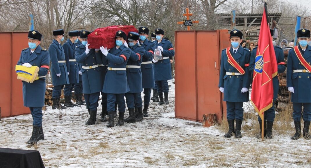 В ВСУ заявили, что за год на Донбассе эвакуировали 223 тела погибших украинских бойцов