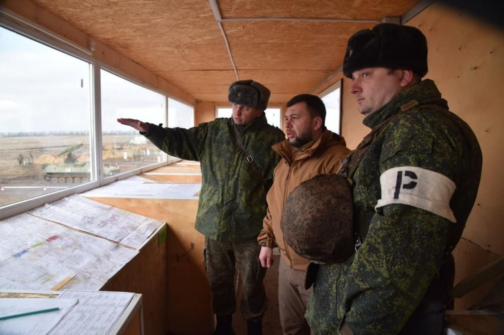 В "ДНР" показали танки и подготовку боевиков НВФ. Фото: Донпресс