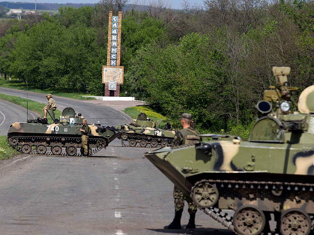 К годовщине боев за Славянск сняли фильм "АС: История одного экипажа": видео