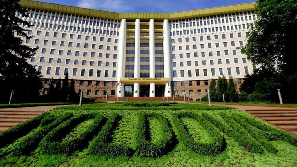 молдова парламент