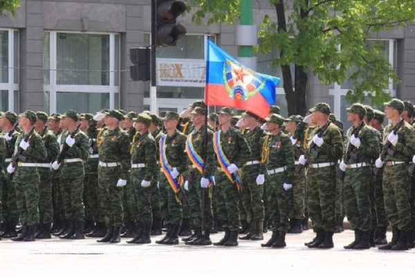 Окупанти "ЛНР" посилили відповідальність за порушення, пов'язані з постановкою на "військовий облік"