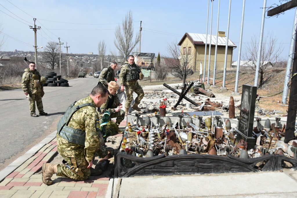 Военное руководство США побывало в ООС на Донбассе. Фото: штаб ООС