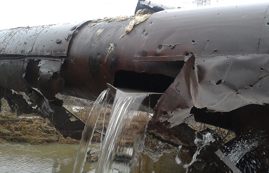 На Донеччині через обстріл бойовиків знеструмили станцію Південнодонбаського водопроводу: водопостачання зупинено