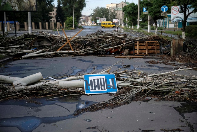 На дорозі Донецьк — Маріуполь на міні підірвався чоловік
