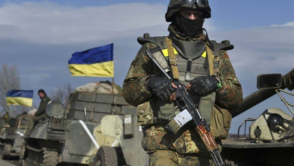 Сутки в ООС: боевики стреляли из минометов, ранены два украинских защитника