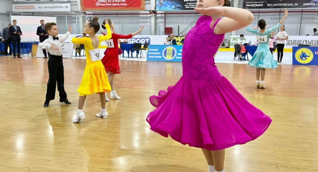 У Краматорську на Льодовій арені провели чемпіонат Донецької області з танців "Сузір'я Донбасу"