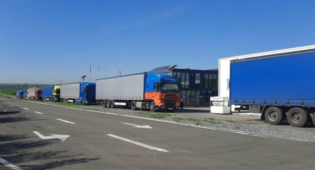 У ОРДЛО доставили понад 100 тонн гуманітарного вантажу