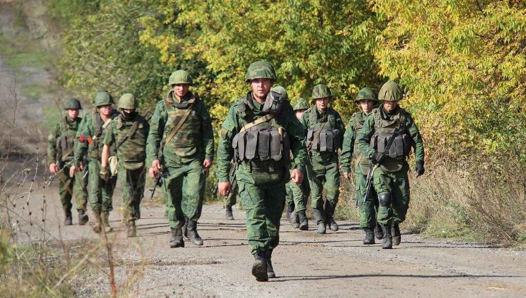 Оккупанты "ДНР" объявили сборы резервистов и техники