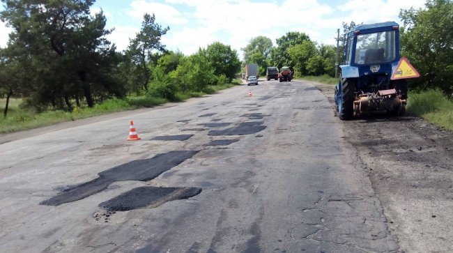 На Луганщине занялись вопросами ремонта дороги на Пролетарском мосту и пути Рубежное – Новодружеск