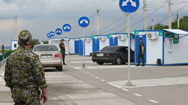 Жителі ОРДО вимагають від окупантів відкрити КПП