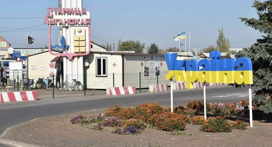 КПВВ на Донбассе: сколько и где вчера пересекли линию соприкосновения
