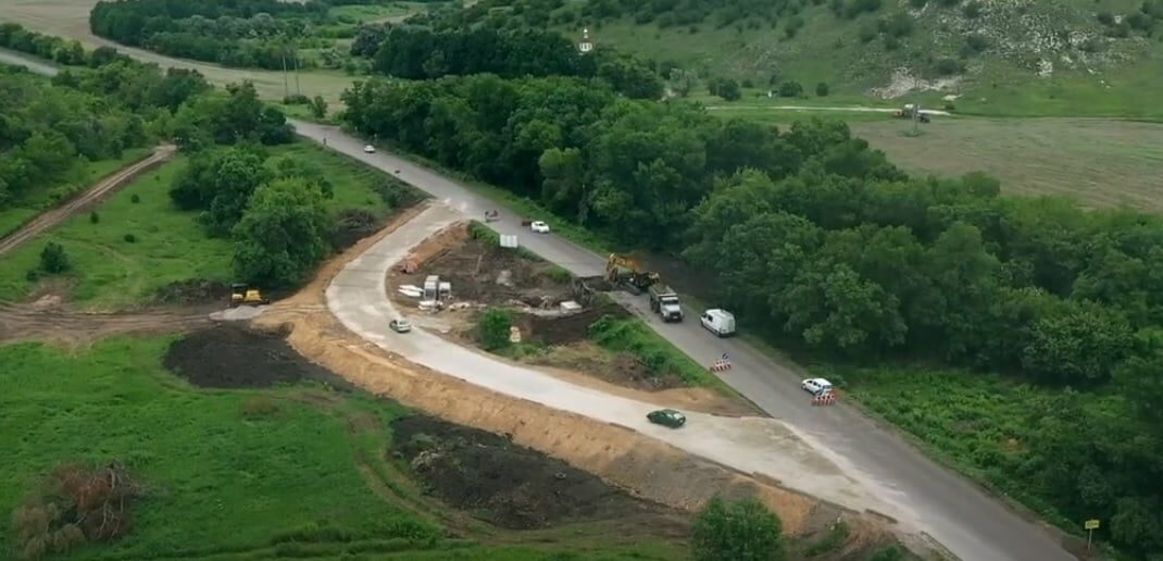 На Луганщині відбудовують три мости