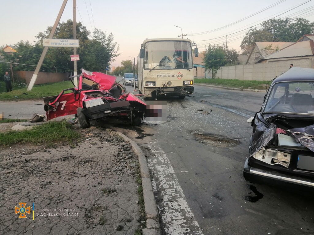 В Покровске произошло ДТП с автобусами и автомобилями: есть погибшие и пострадавшие