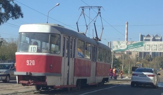 В оккупированном Донецке произошло ДТП с трамваем — заблокировано движение по нескольким маршрутам