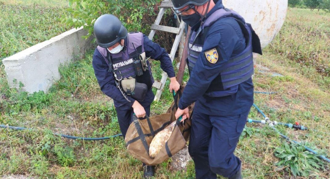 Під Святогірськом виявили авіаційну бомбу (фото)