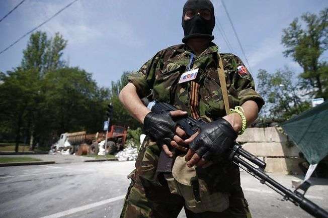 В Мариупольском районе оккупанты задерживают и расстреливают украинских волонтеров и чиновников