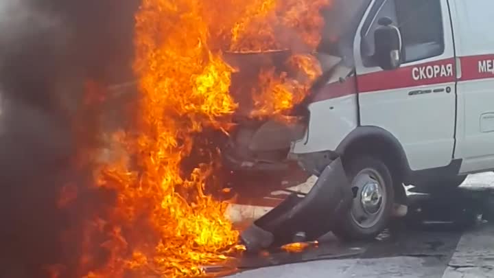 В окупованому Донецьку повідомили про постраждалих після загоряння машини швидкої допомоги