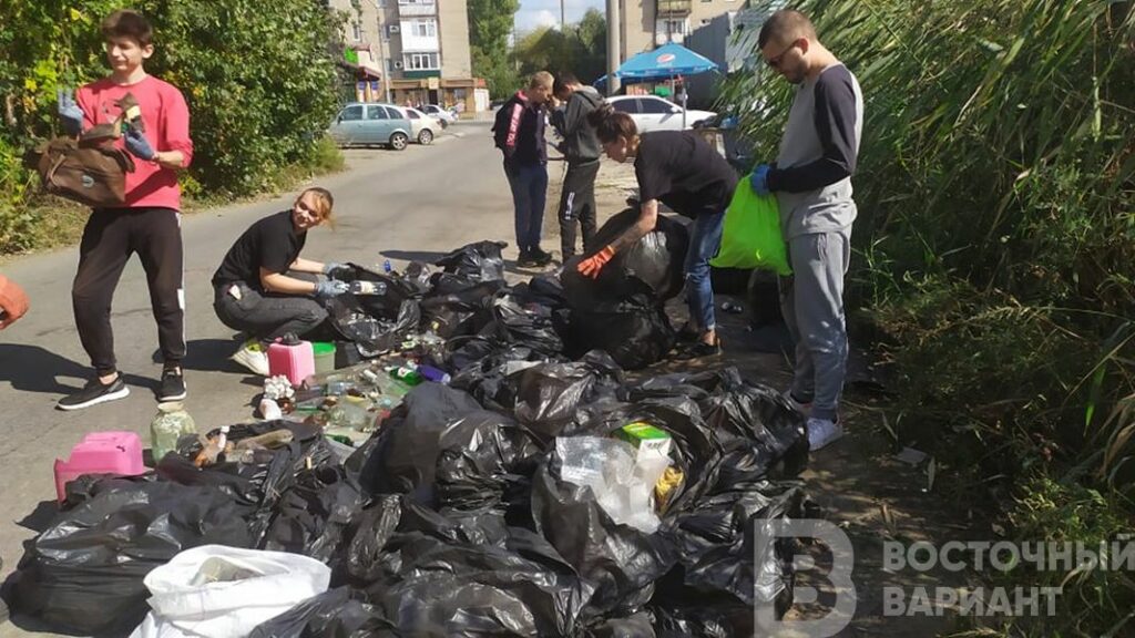 В Славянске прошел Всемирный день уборки