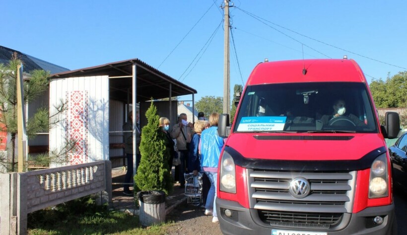 На Донеччині запустили безкоштовні рейсові автобуси для жителів прифронтової зони