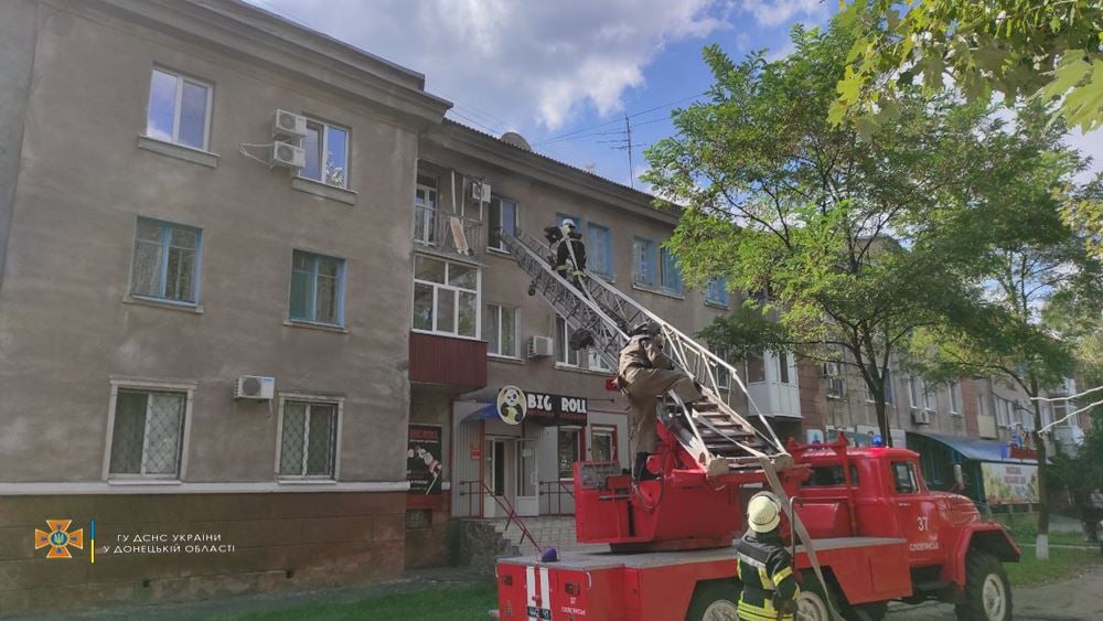 У Слов'янську рятувальники ліквідували пожежу у квартирі