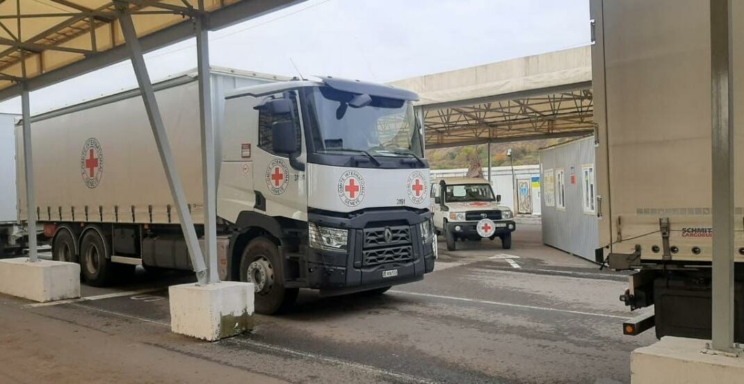 Червоний Хрест направив в ОРДЛО гуманітарний вантаж