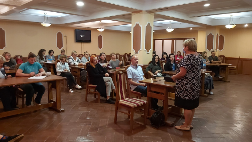 На Донеччині підготували тренерів "Школи відповідального батьківства"