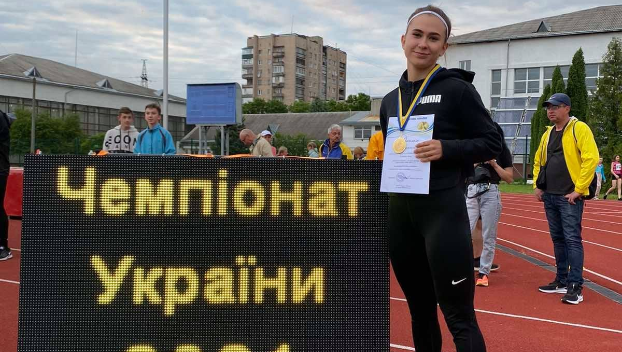 Спортсменка из Константиновки завоевала две медали на чемпионате Украины по легкой атлетике