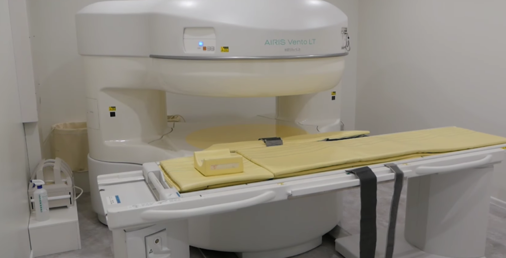 У Бахмуті відкрили сучасний кабінет магнітно-резонансної томографії (відео)