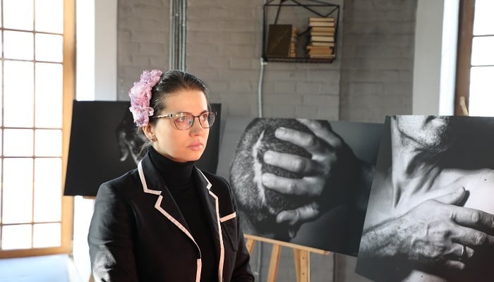 В Мариуполе открылась фотовыставка о российско-украинской войне