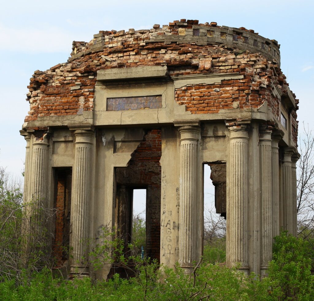 кладбище в культурный объект