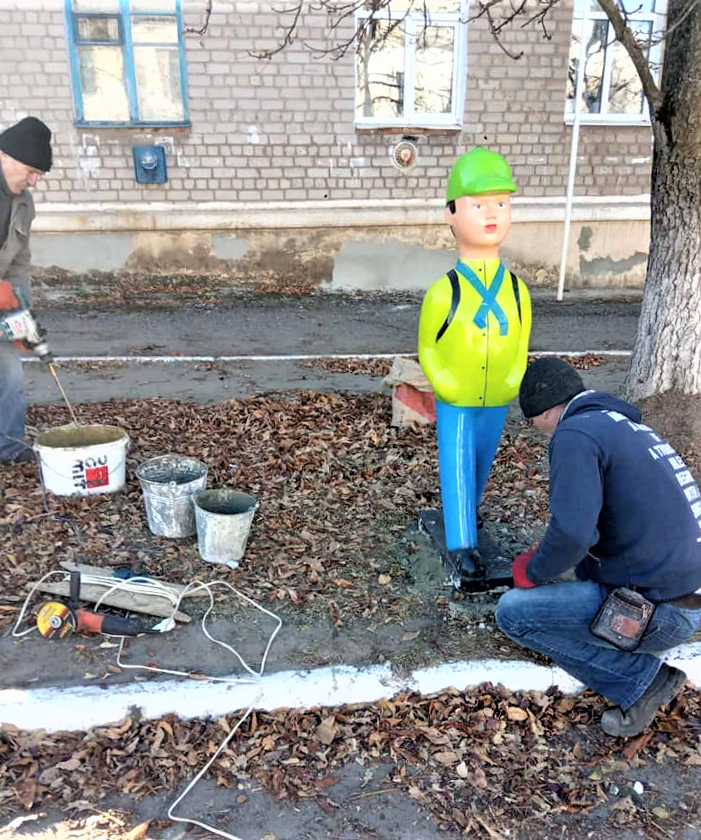 ростовые фигуры в Северске