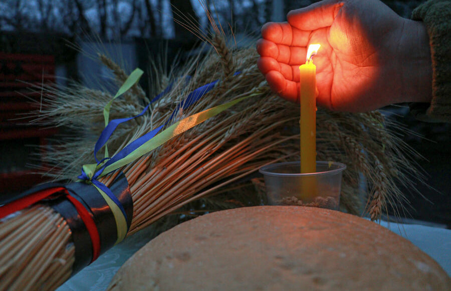 Бійці Нацгвардії у зоні ООС вшанували пам'ять жертв Голодомору (фото)
