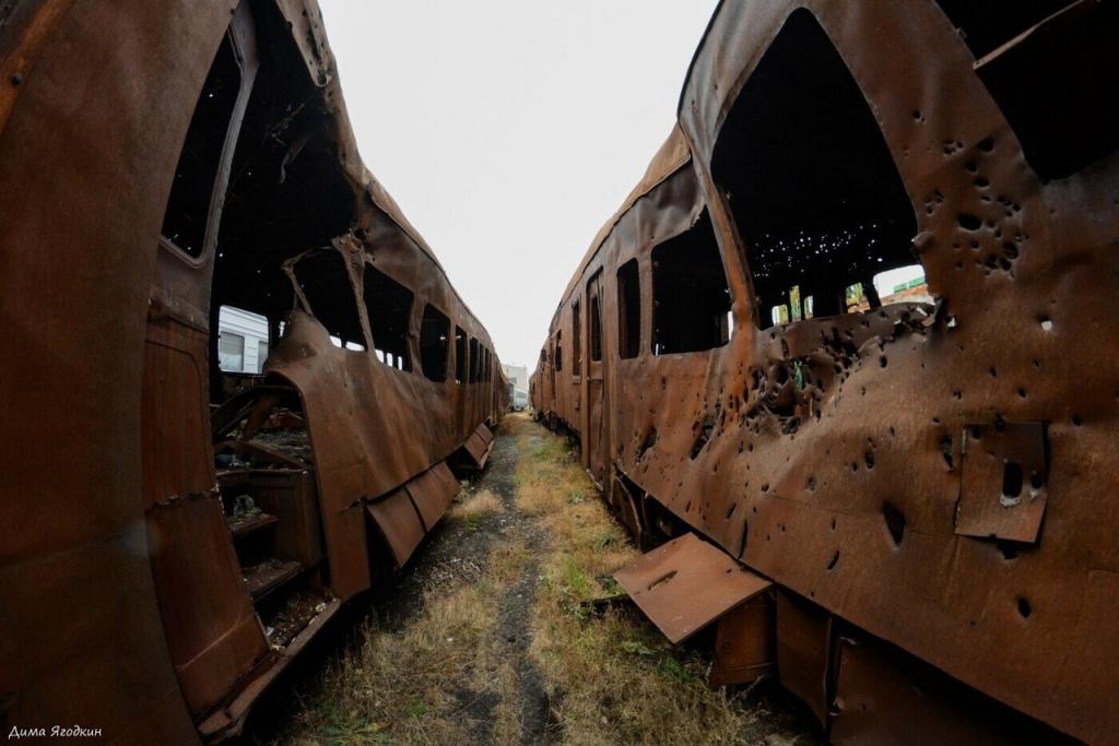 В оккупированном Иловайске показали кладбище поездов