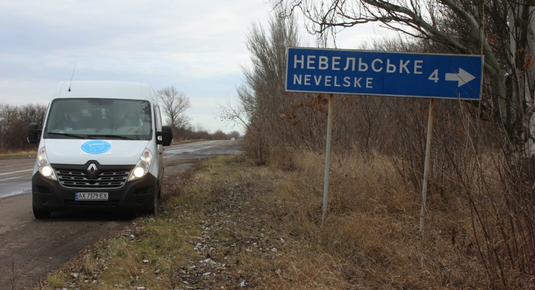 На Донеччині через обстріл прифронтове село залишили майже всі жителі