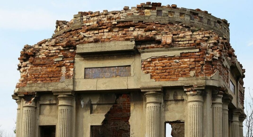 Мариупольский Некрополь: как в Приазовье восстанавливают 200-летнее кладбище