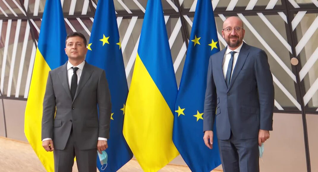 Зеленський обговорив із головою Євроради ситуацію на Донбасі та біля кордону з Росією