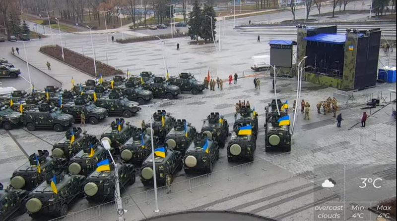 В Краматорск привезли 34 новых бронемашины для ВСУ (фото)