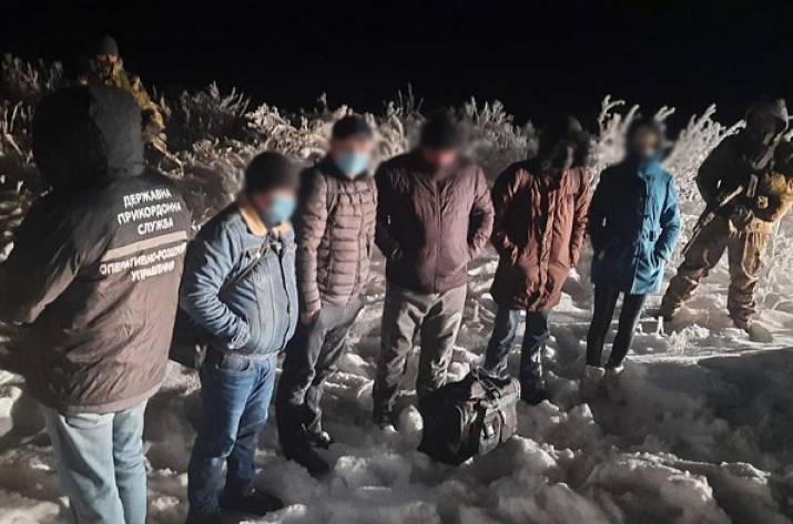 На Луганщине задержали нелегалов, пытавшихся пересечь границу