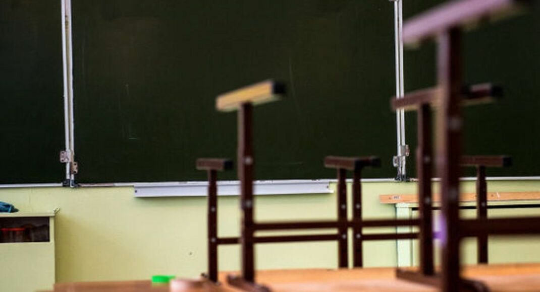 Окупанти "лнр" залишать дистанційне навчання у школах прифронтових населених пунктів Луганщини