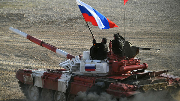 Россия провела танковые учения возле границ Украины и в Крыму, — Минобороны РФ
