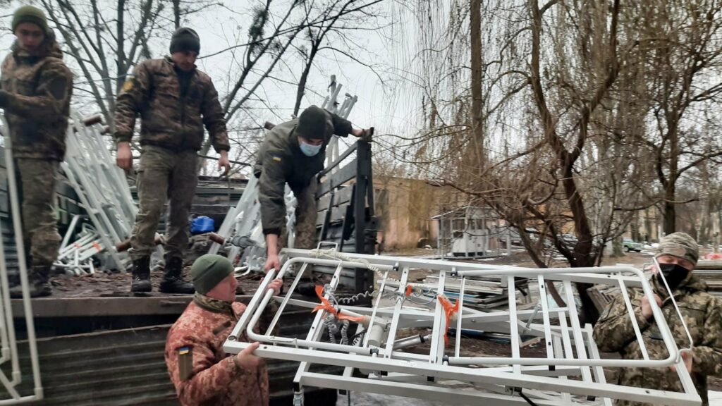 Допомога Схід передала международную гуманитарную помощь в больницу Краматорска